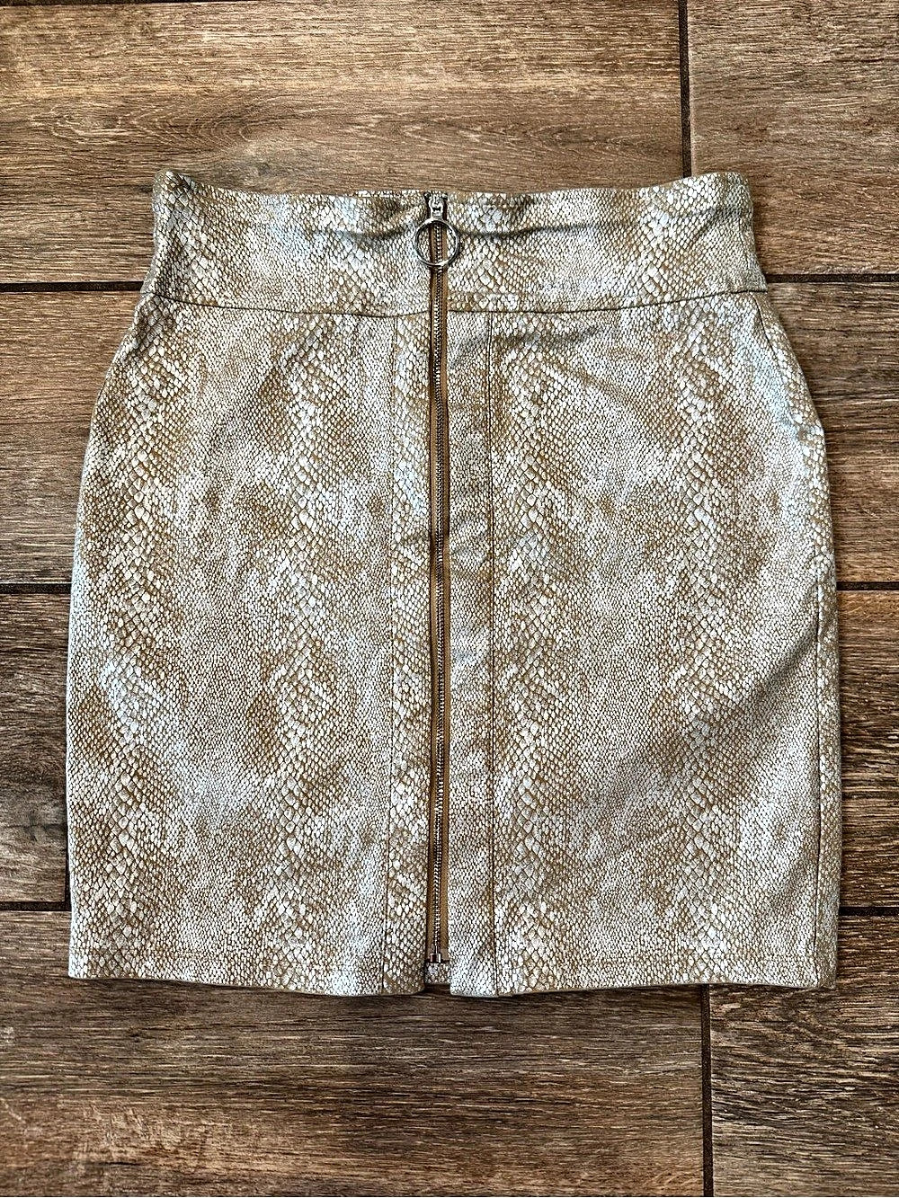 INC International Concepts Silver Foil Snake Print Skirt Small Like New